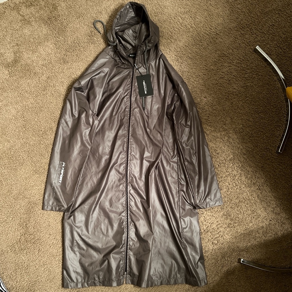 PrettyLittleThing Metallic Gray Raincoat